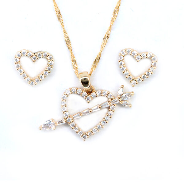 Juego diseño de corazón flechado