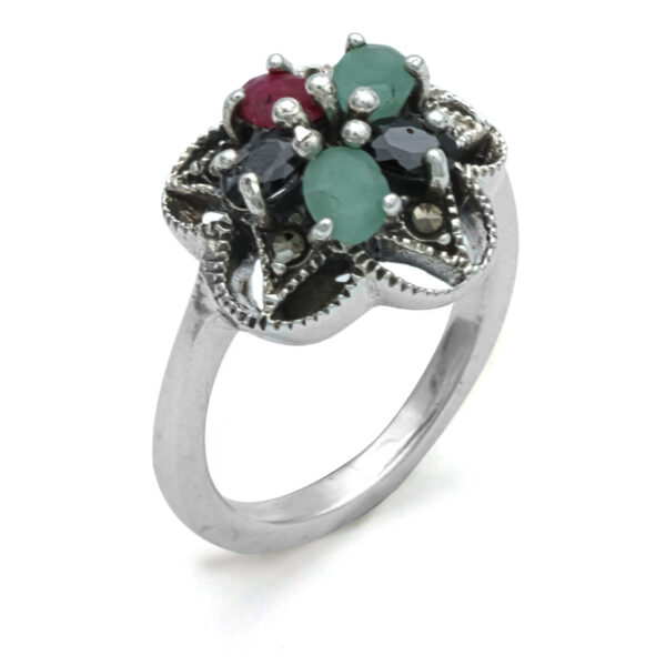 Anillo marquesita petalos  piedra natural