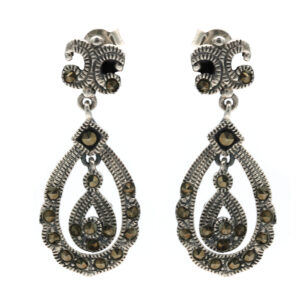 Aretes marquesita gota con caida