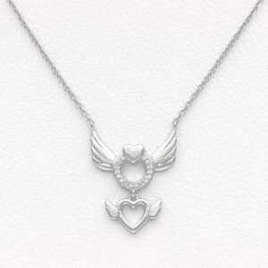 Collar corazón alado